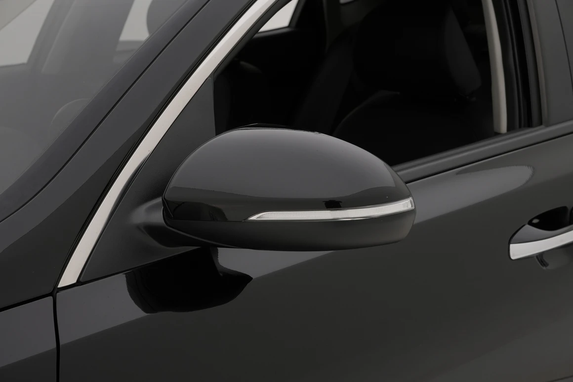 Kia K5 - Фото 10