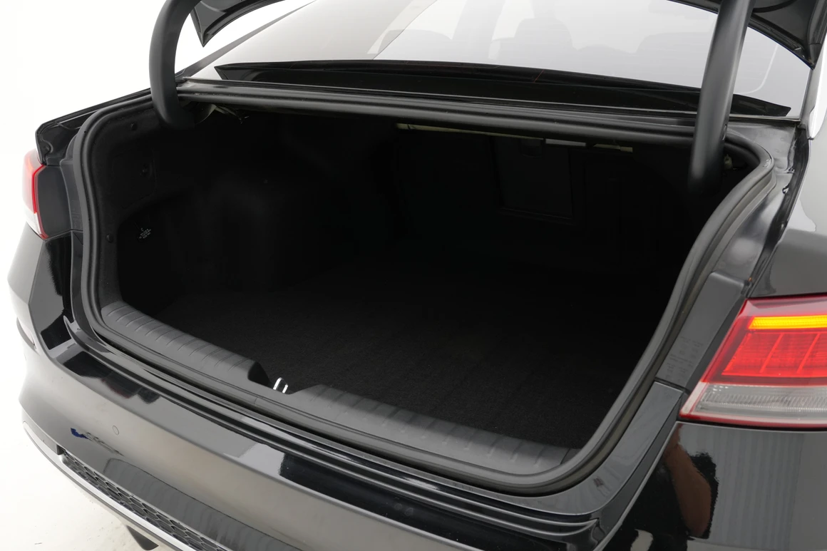 Kia K5 - Фото 35