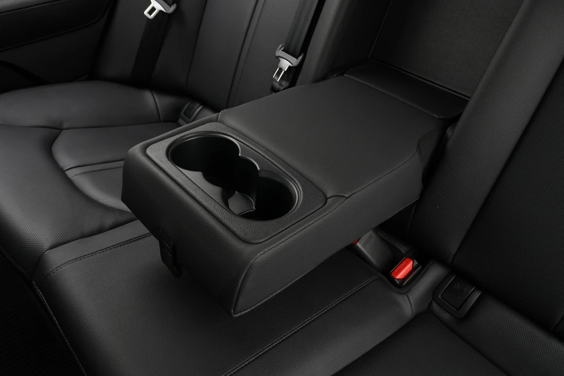 Kia K5 - Фото 32