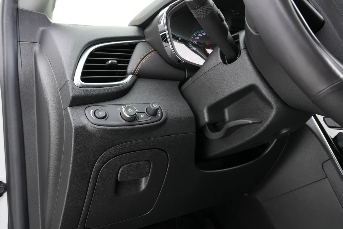 Chevrolet Trax - Фото 25