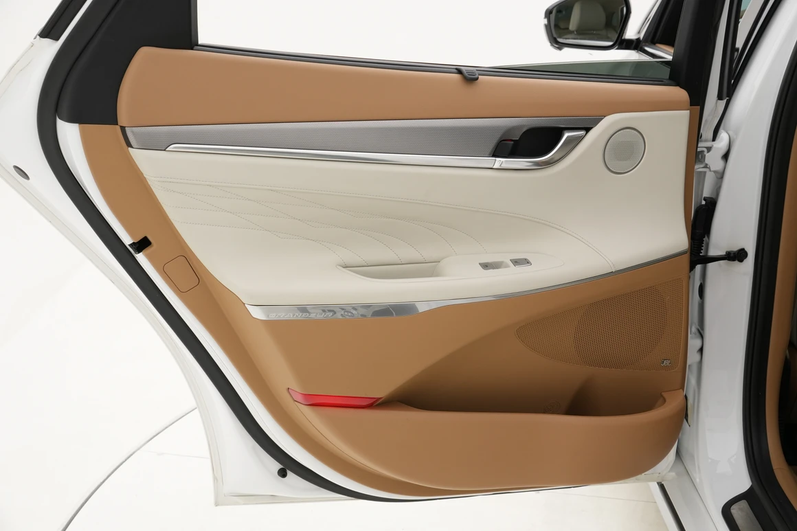 Hyundai Grandeur - Фото 21