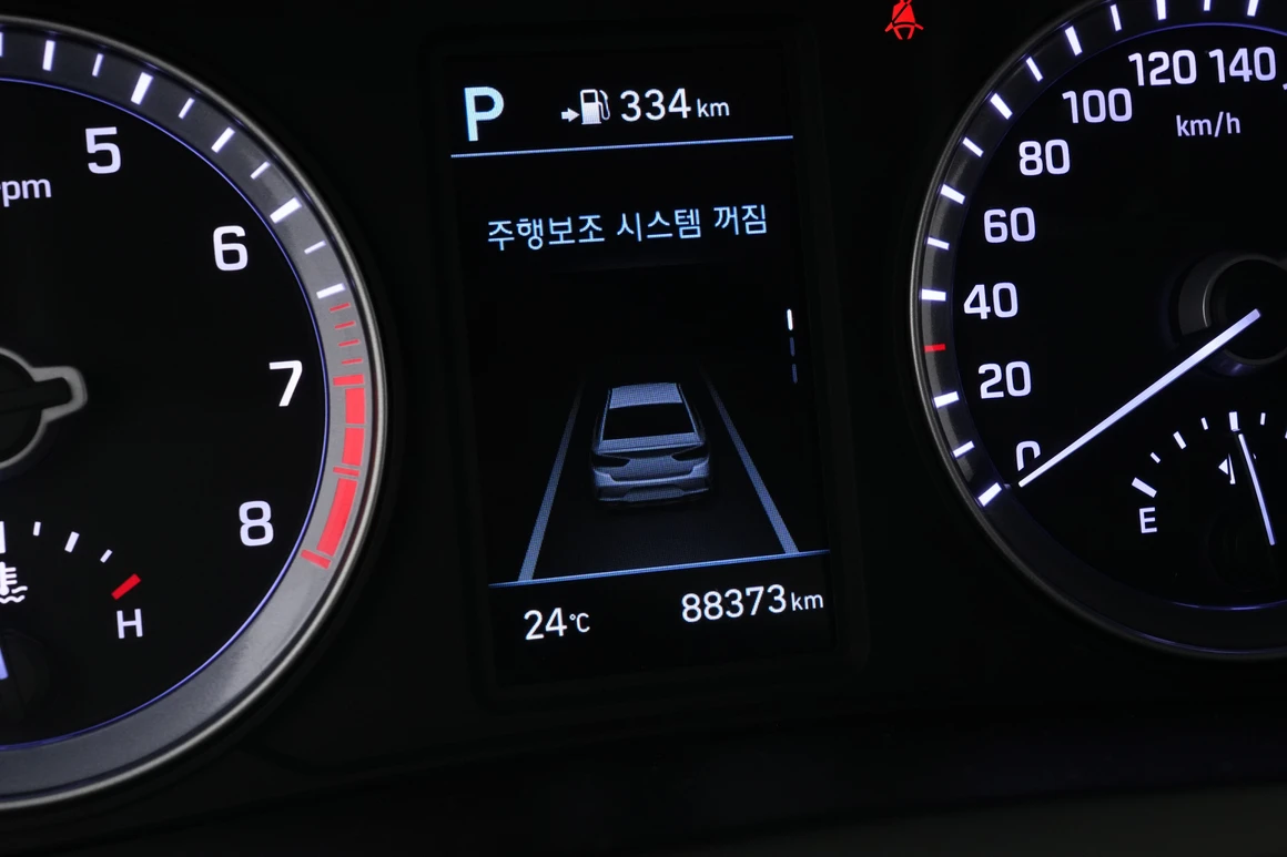 Hyundai Sonata - Фото 27