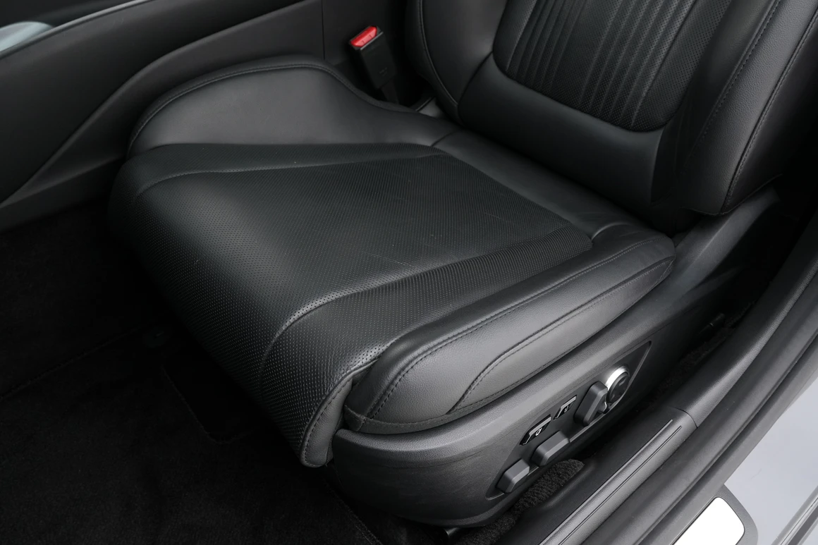 Hyundai Grandeur - Фото 24