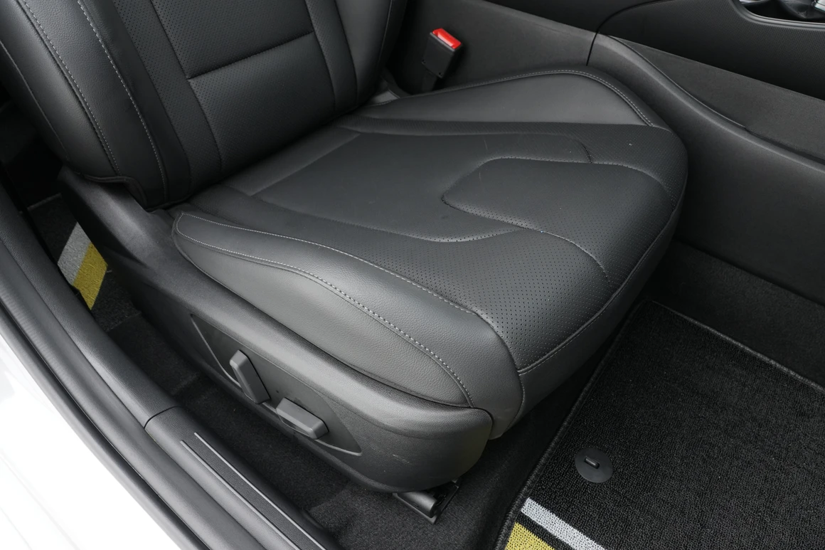 Hyundai Avante - Фото 29