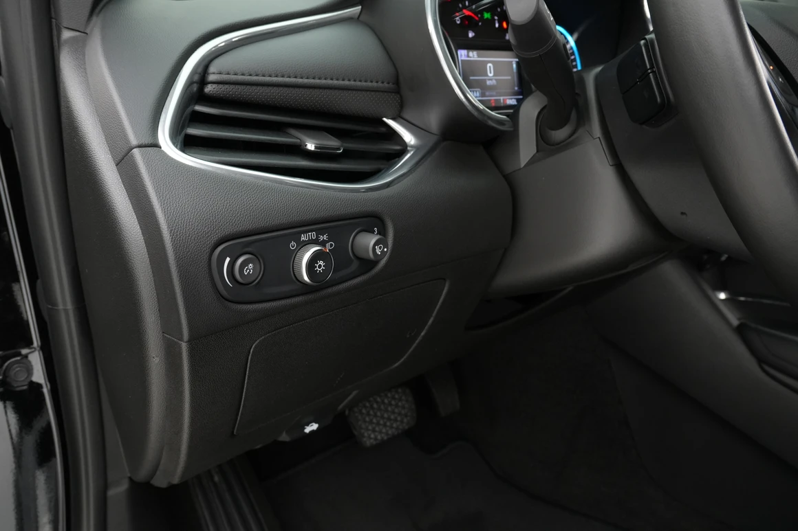 Chevrolet Malibu - Фото 25
