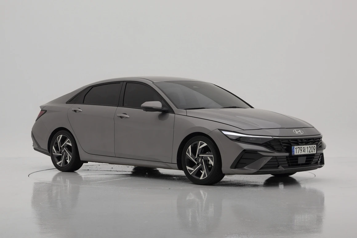 Hyundai Avante - Фото 8