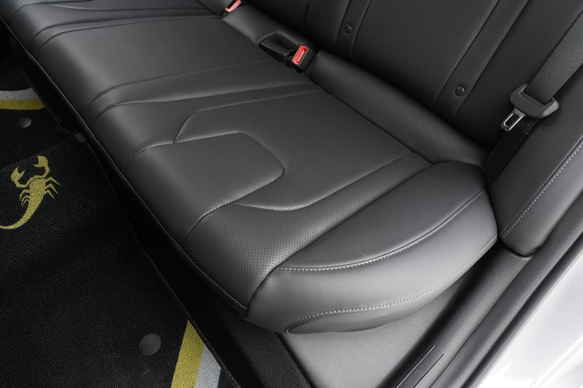 Hyundai Avante - Фото 32