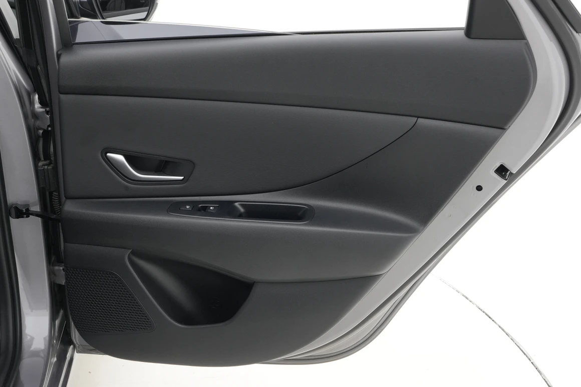 Hyundai Avante - Фото 22