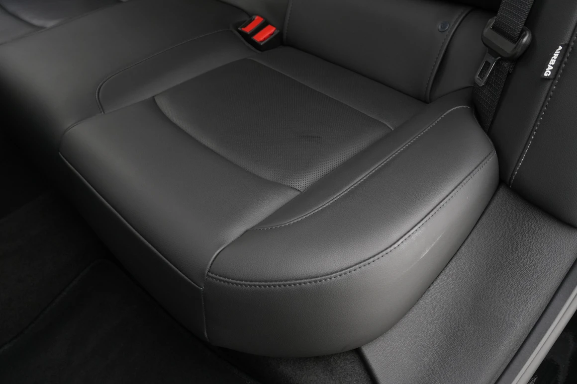 Chevrolet Malibu - Фото 32