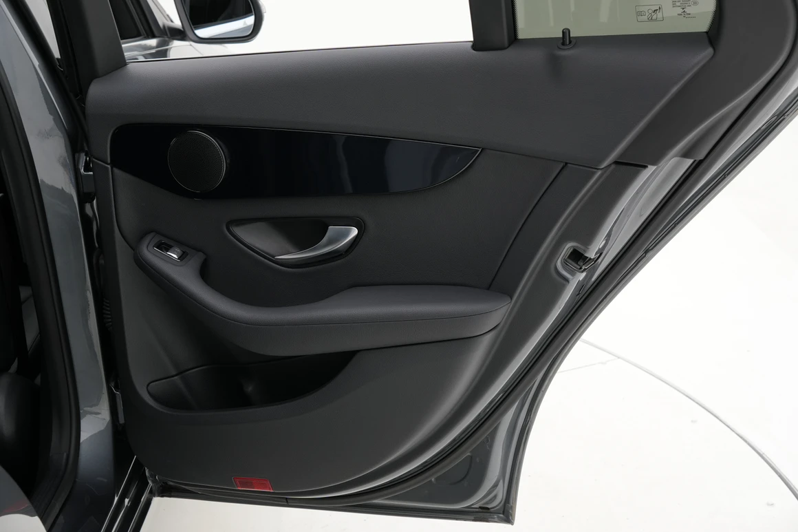 Mercedes-Benz C-Class - Фото 22