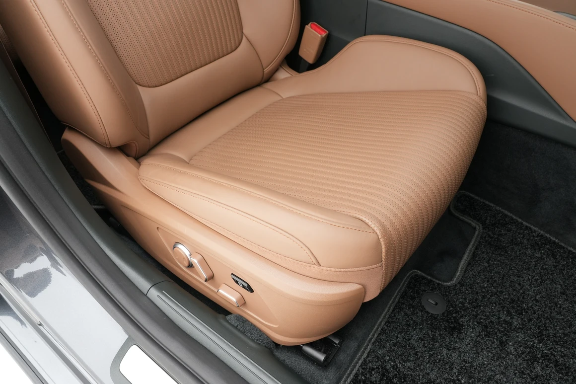 Hyundai Grandeur - Фото 30