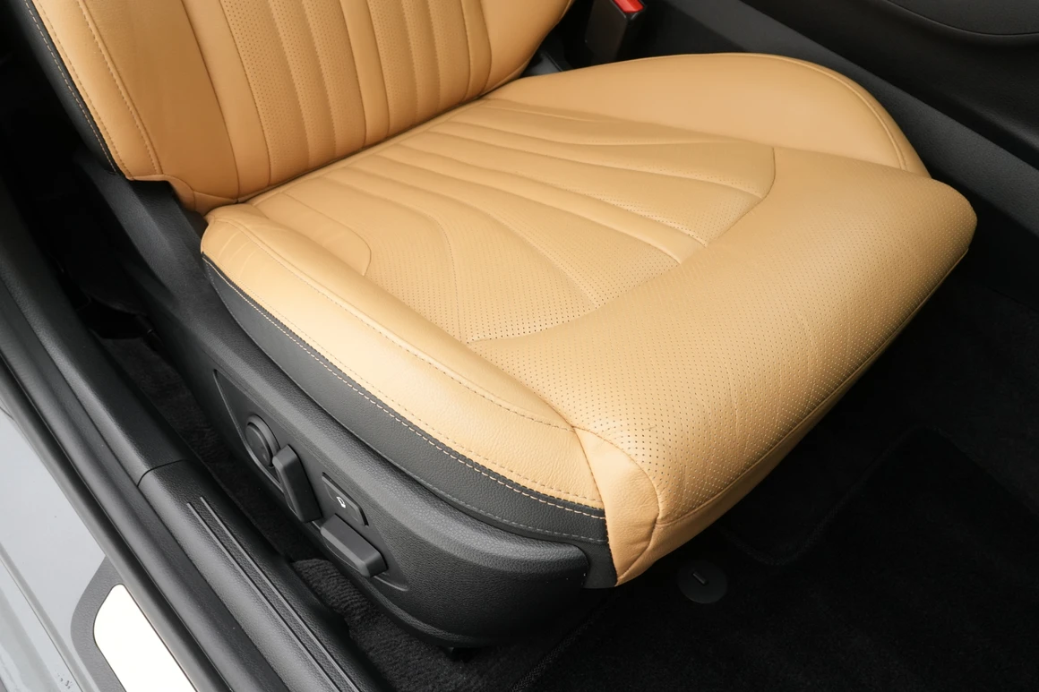 Kia K5 - Фото 30