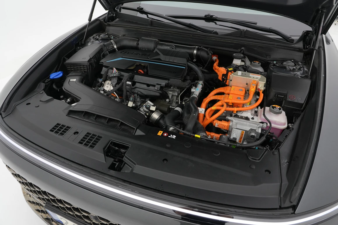 Hyundai Grandeur - Фото 13