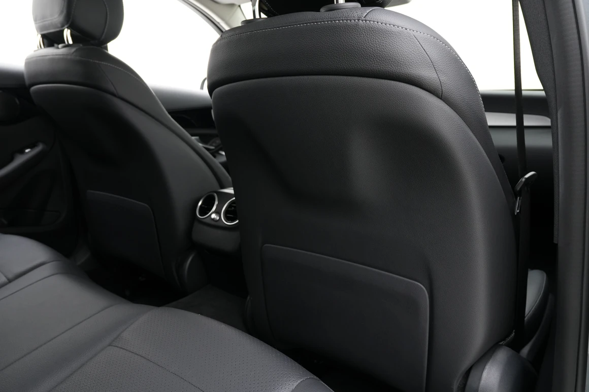 Mercedes-Benz C-Class - Фото 34