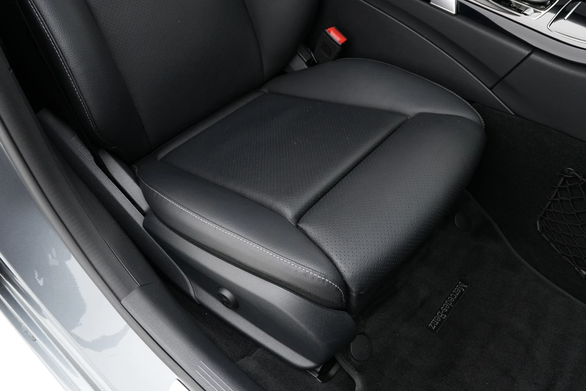 Mercedes-Benz C-Class - Фото 29
