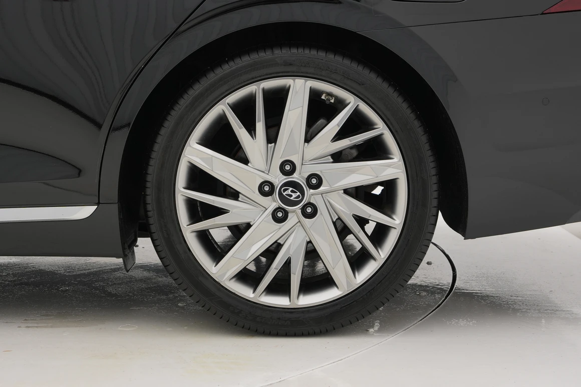 Hyundai Grandeur - Фото 15
