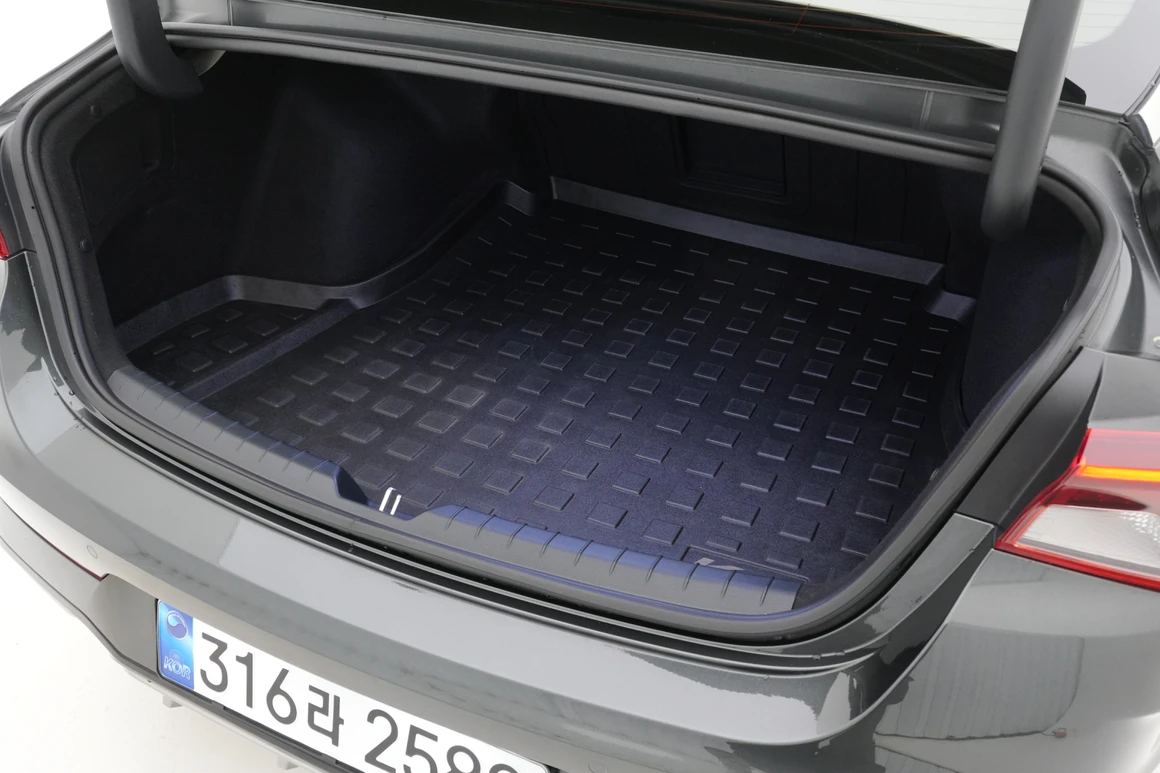 Kia K5 - Фото 37