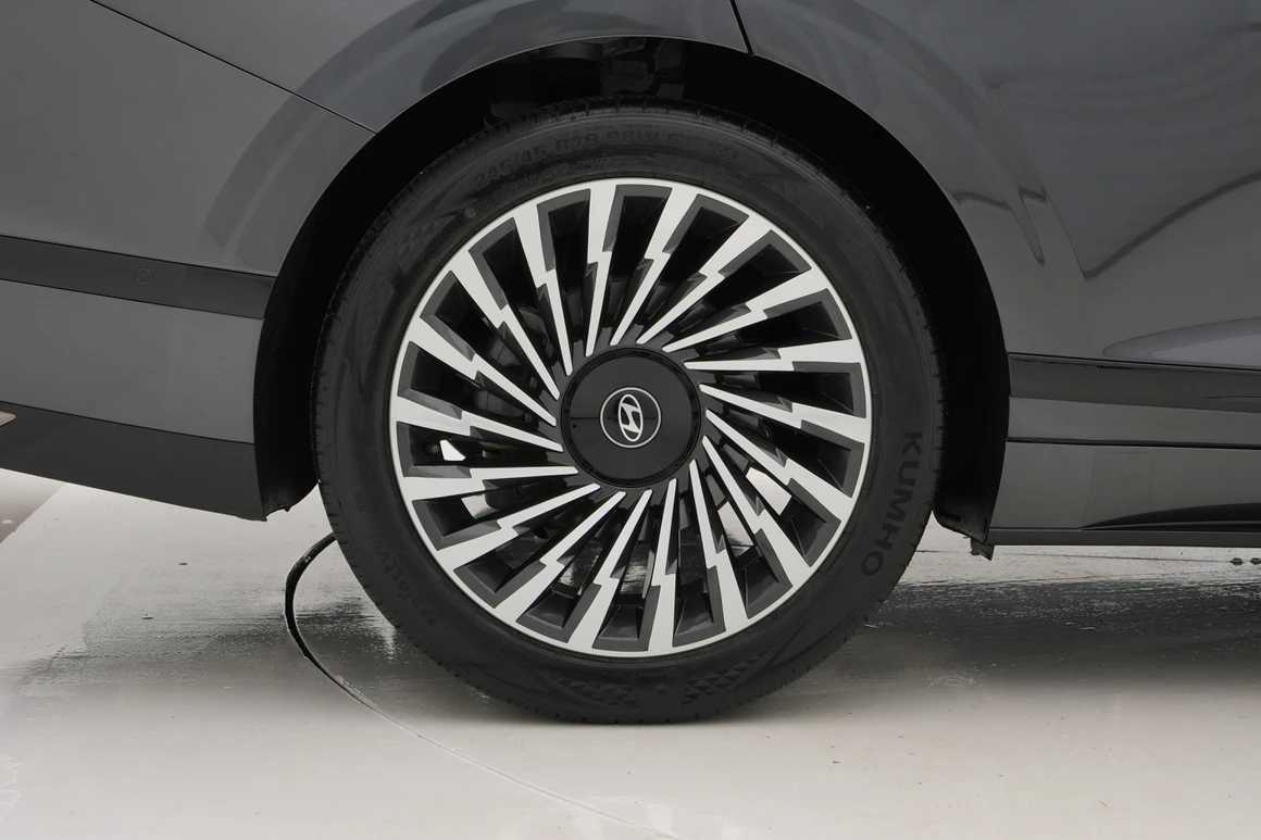 Hyundai Grandeur - Фото 16