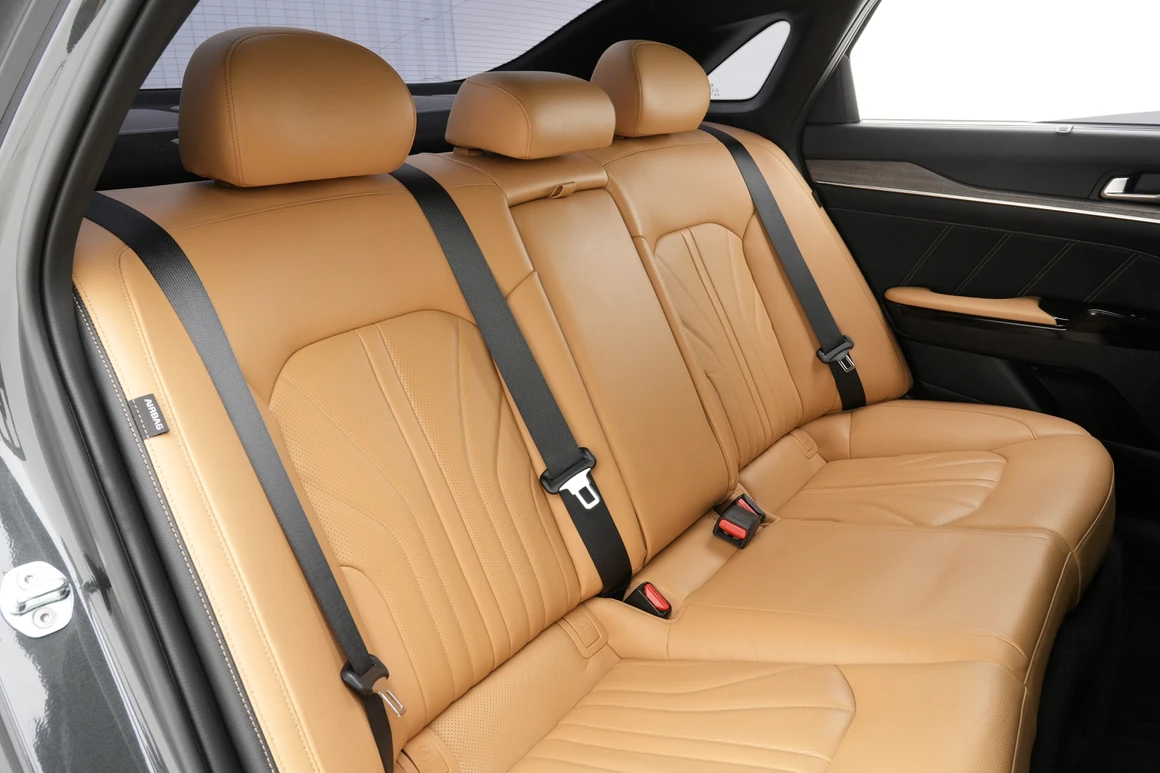Kia K5 - Фото 31