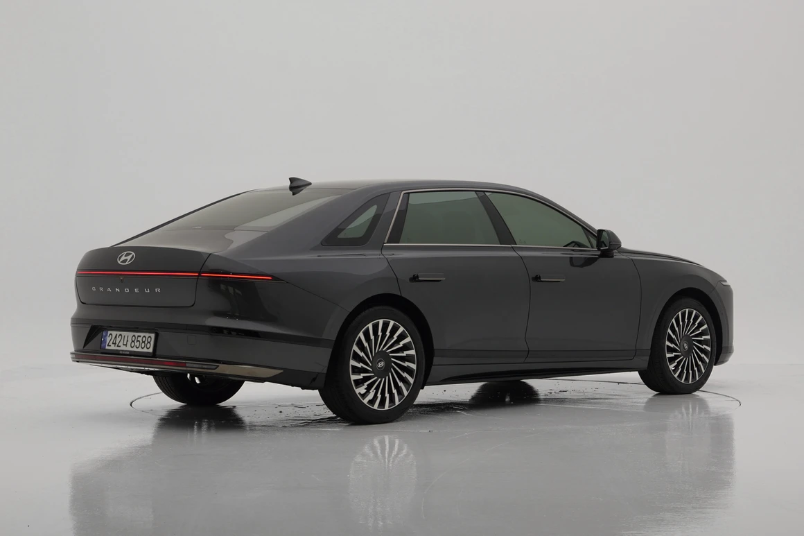 Hyundai Grandeur - Фото 6