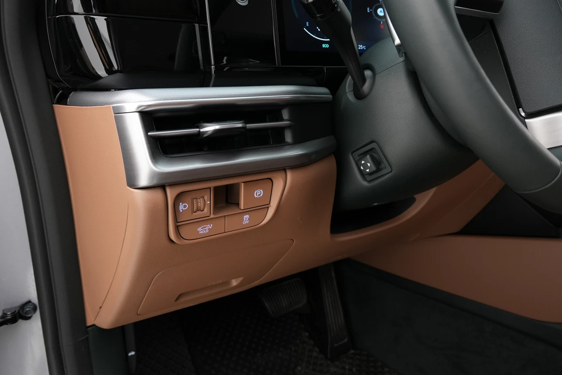 Hyundai Grandeur - Фото 25