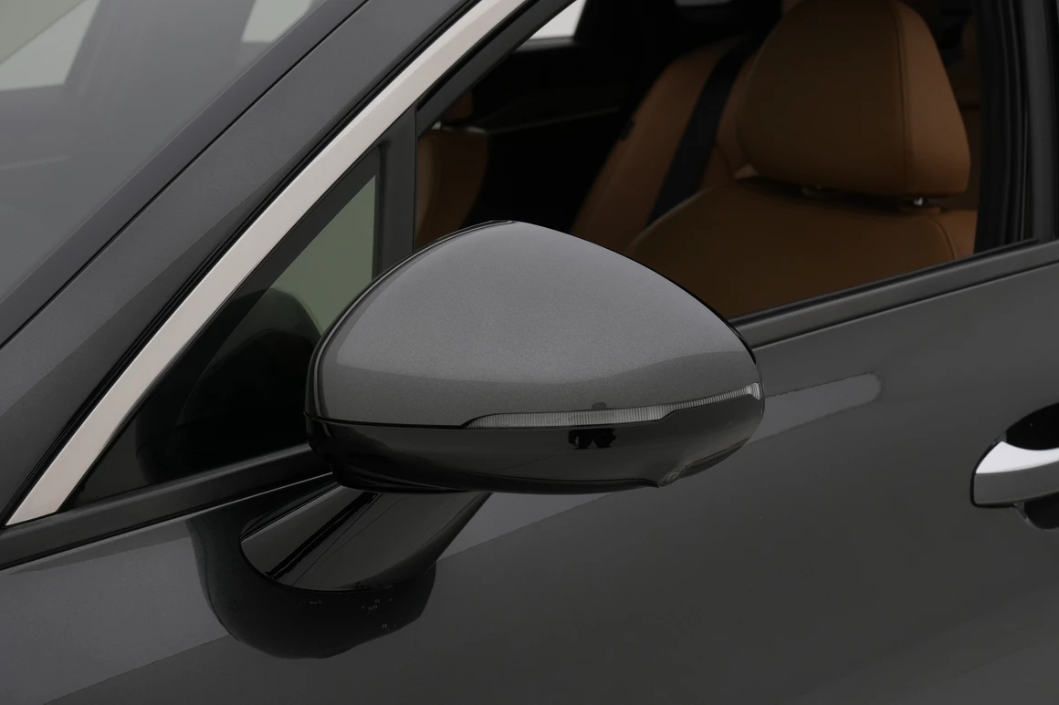 Kia K5 - Фото 10