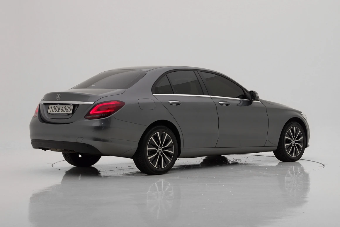 Mercedes-Benz C-Class - Фото 6