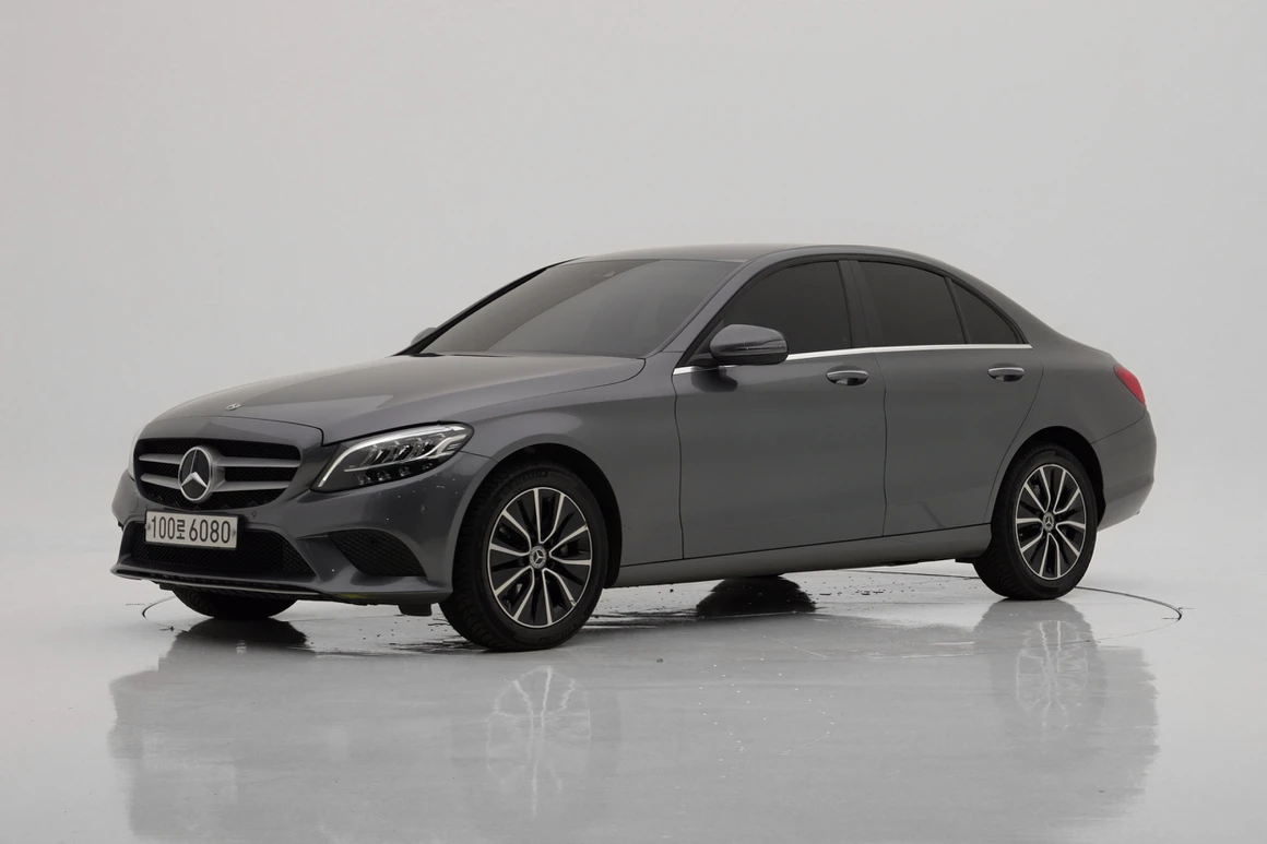 Mercedes-Benz C-Class - Фото 2