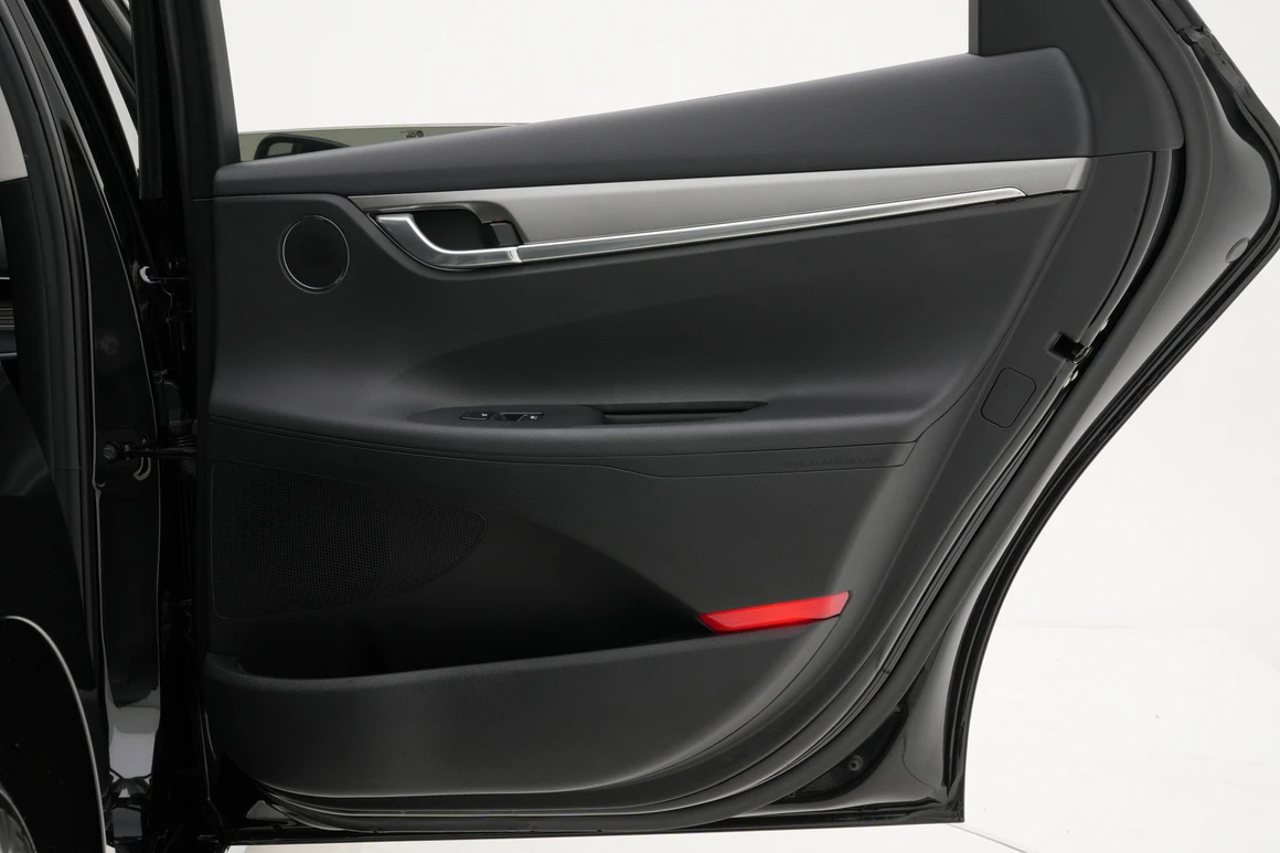Hyundai Grandeur - Фото 22