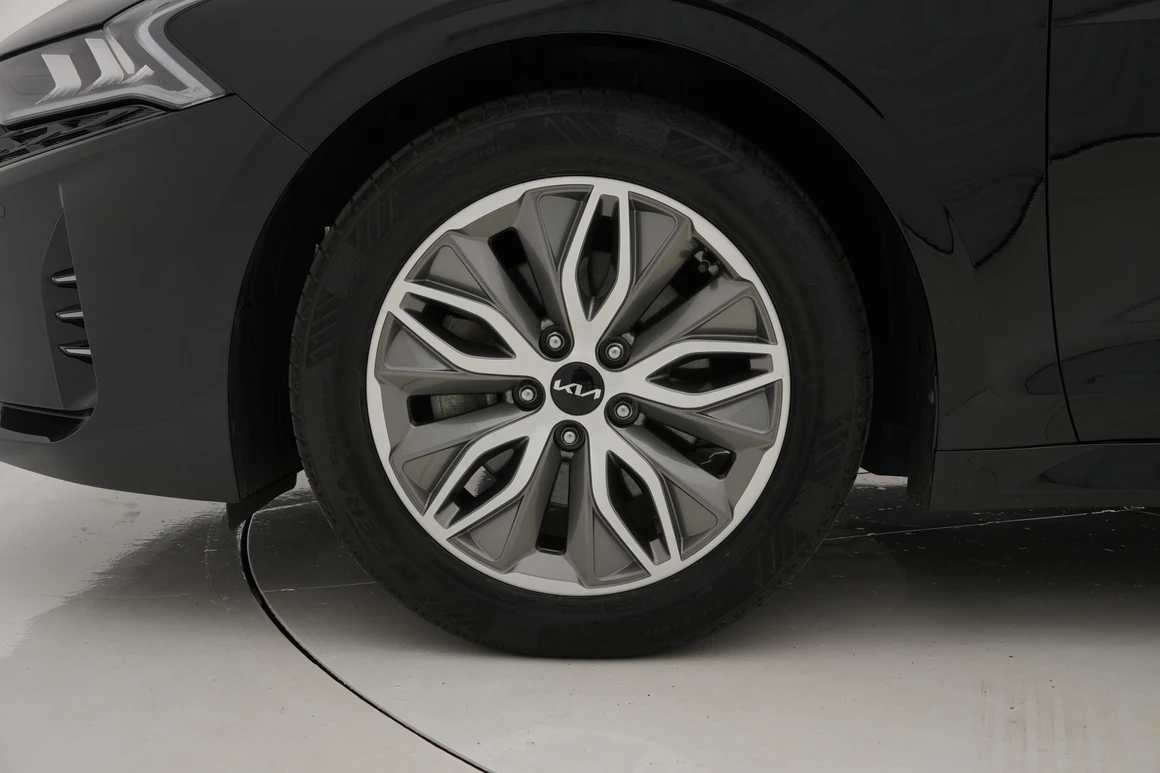 Kia K5 - Фото 14