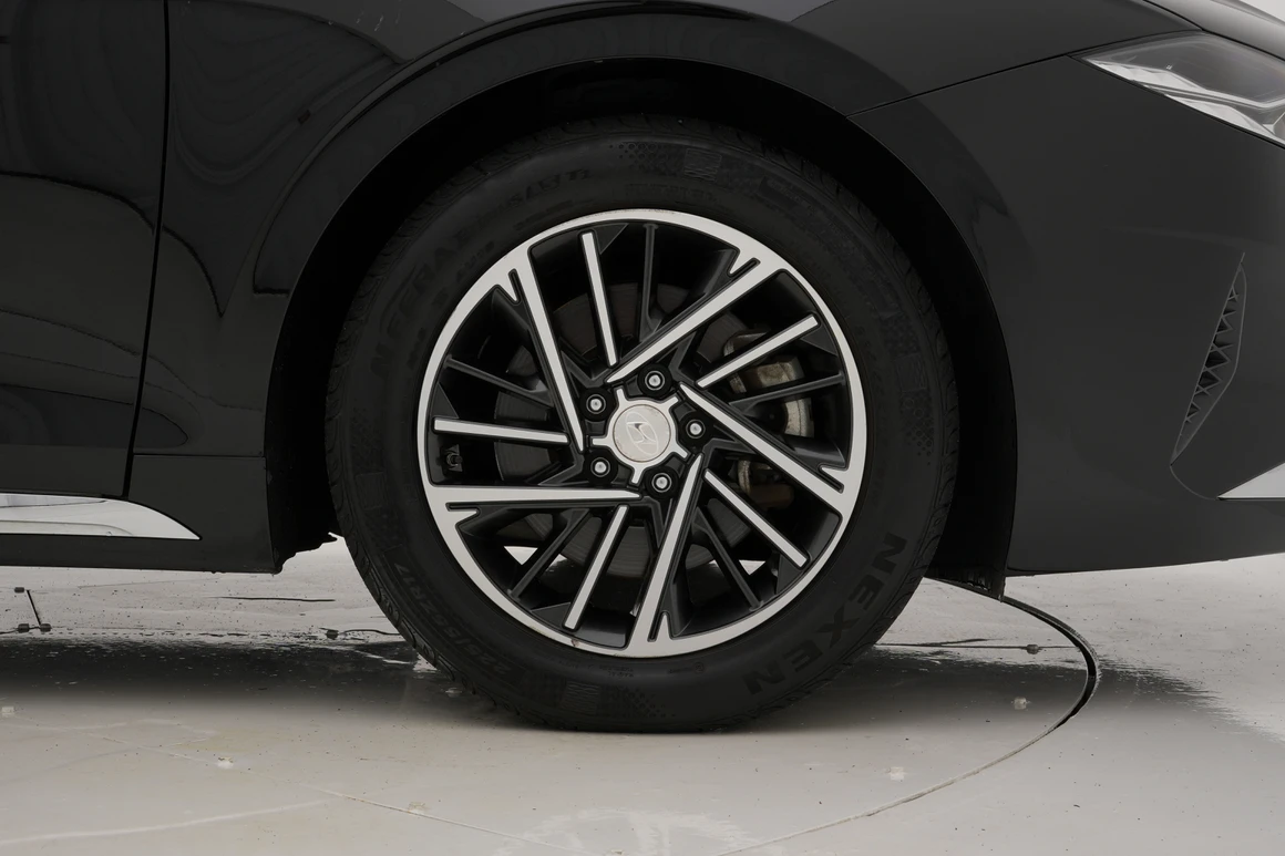 Hyundai Grandeur - Фото 17
