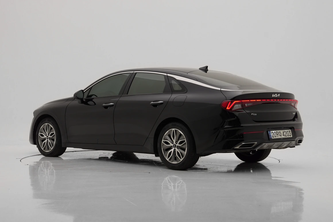 Kia K5 - Фото 4