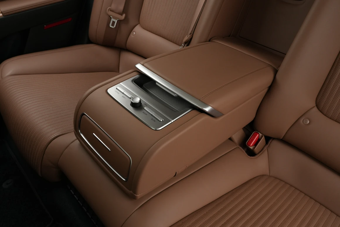 Hyundai Grandeur - Фото 34