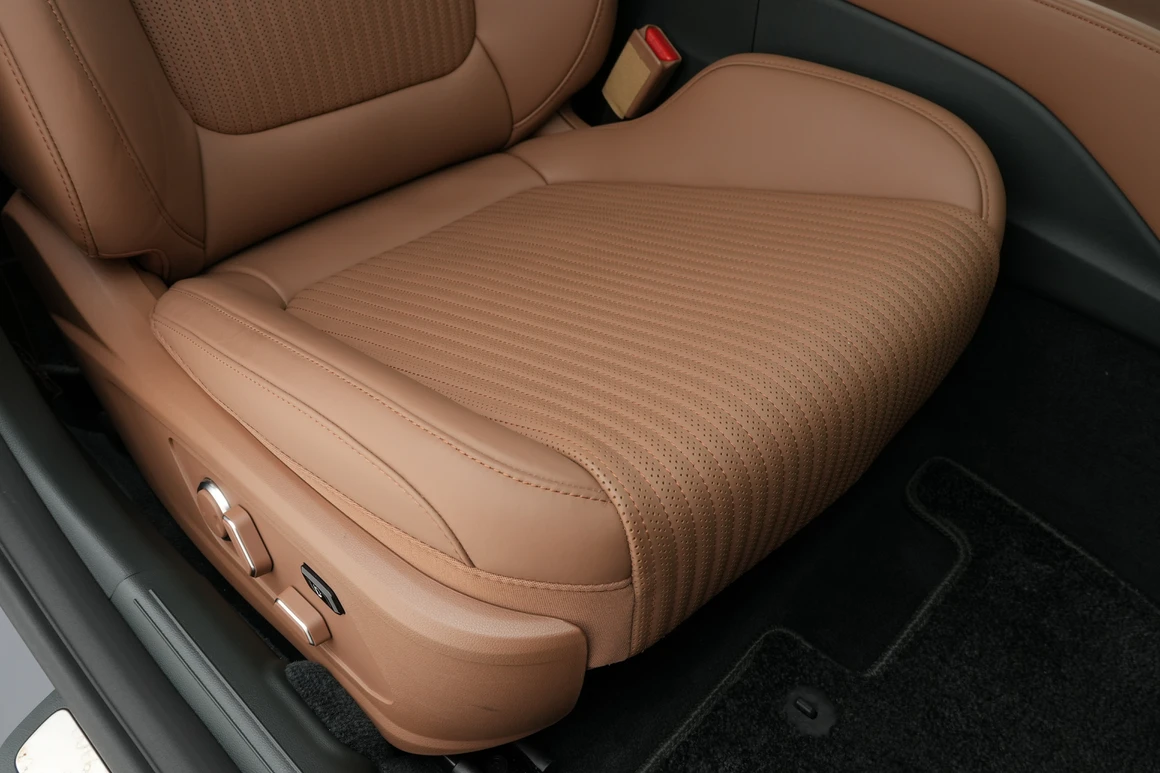 Hyundai Grandeur - Фото 30