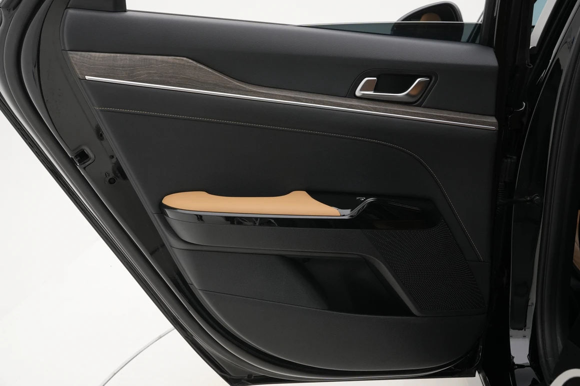 Kia K5 - Фото 21