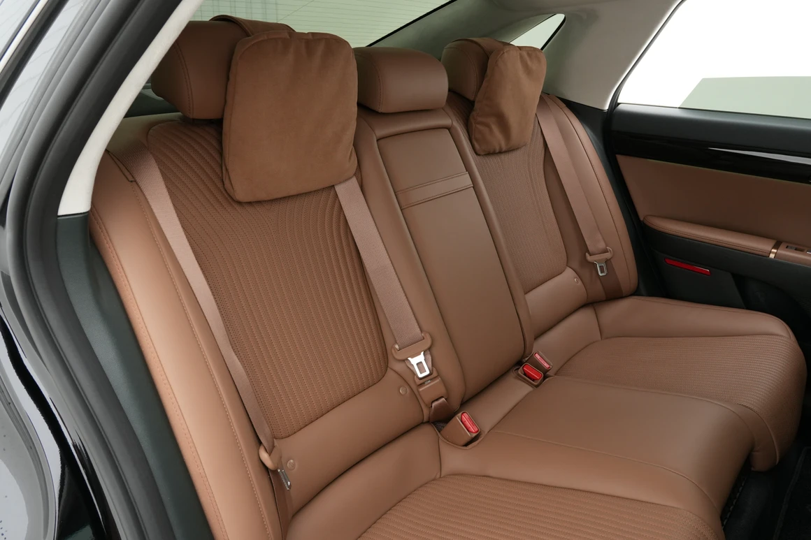 Hyundai Grandeur - Фото 31