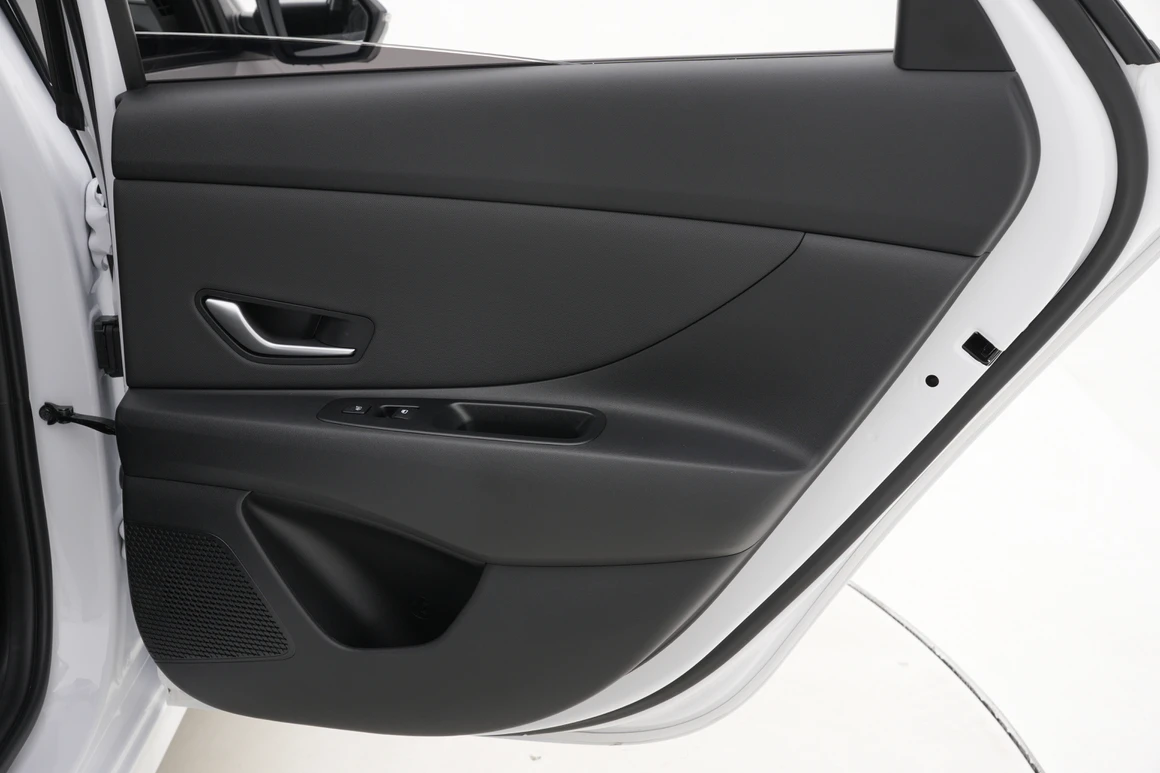 Hyundai Avante - Фото 22