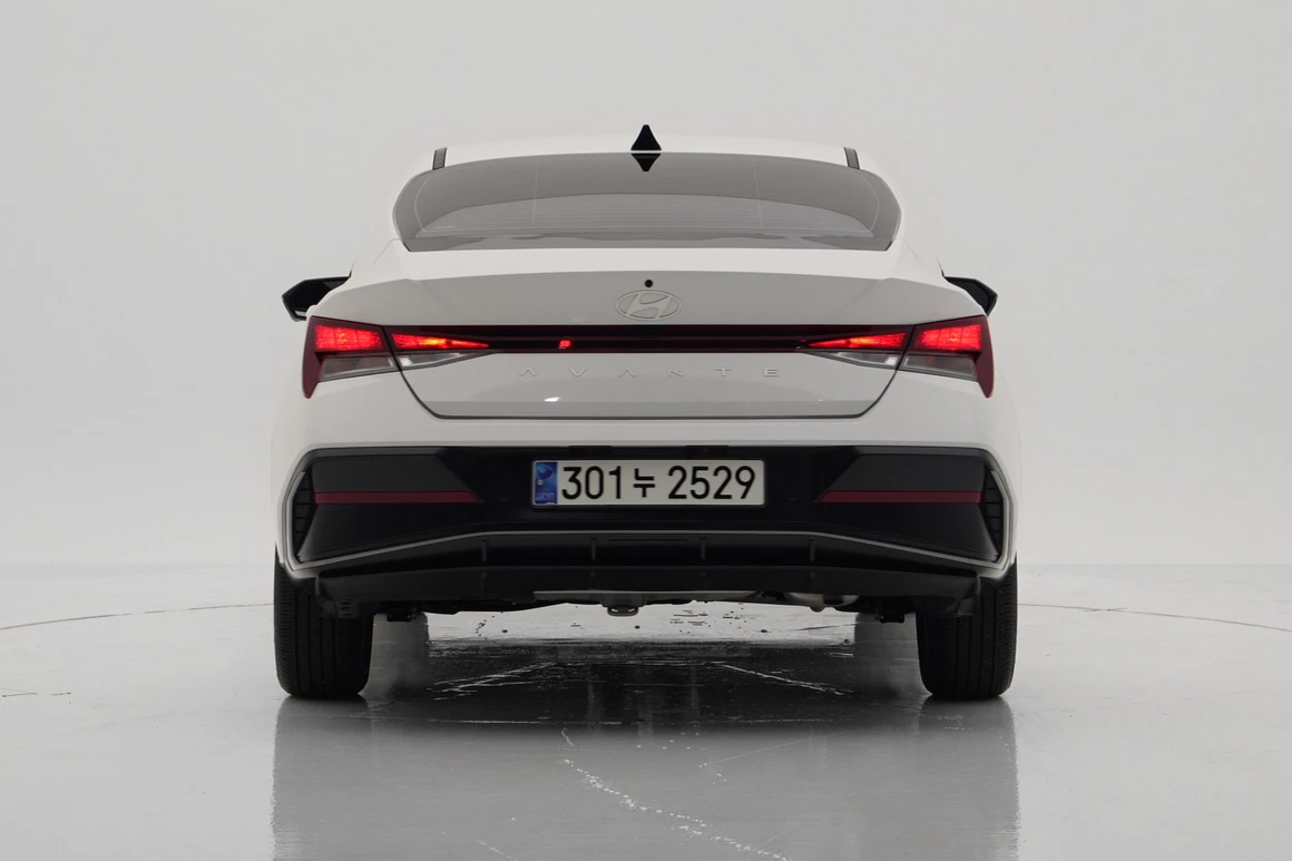 Hyundai Avante - Фото 5