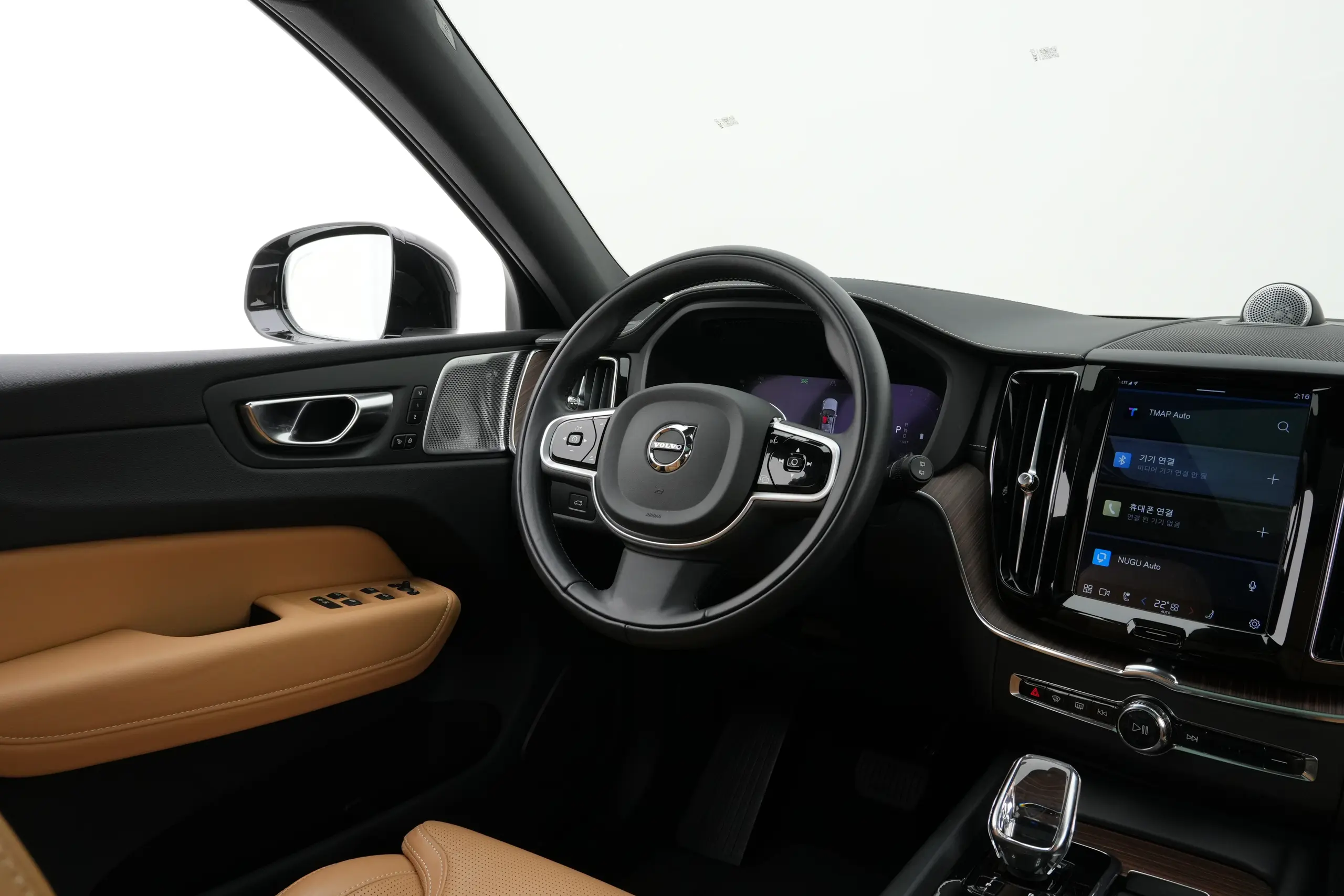 볼보 XC60 2세대 2022년식 중고차
