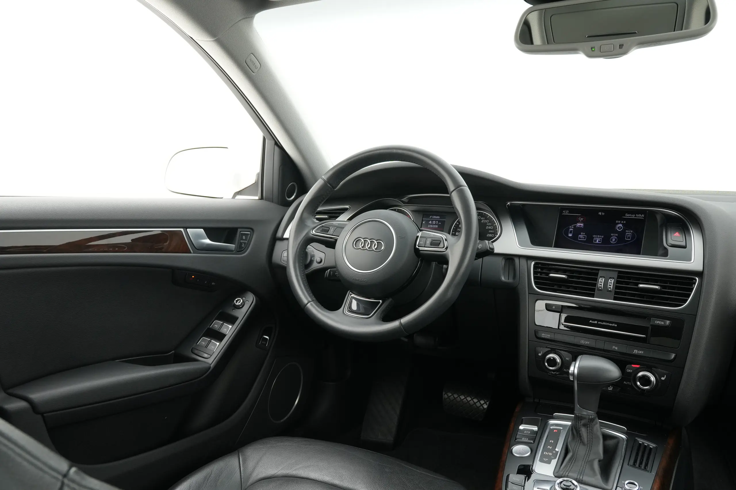 아우디 A4 (B8) 2013년식 중고차