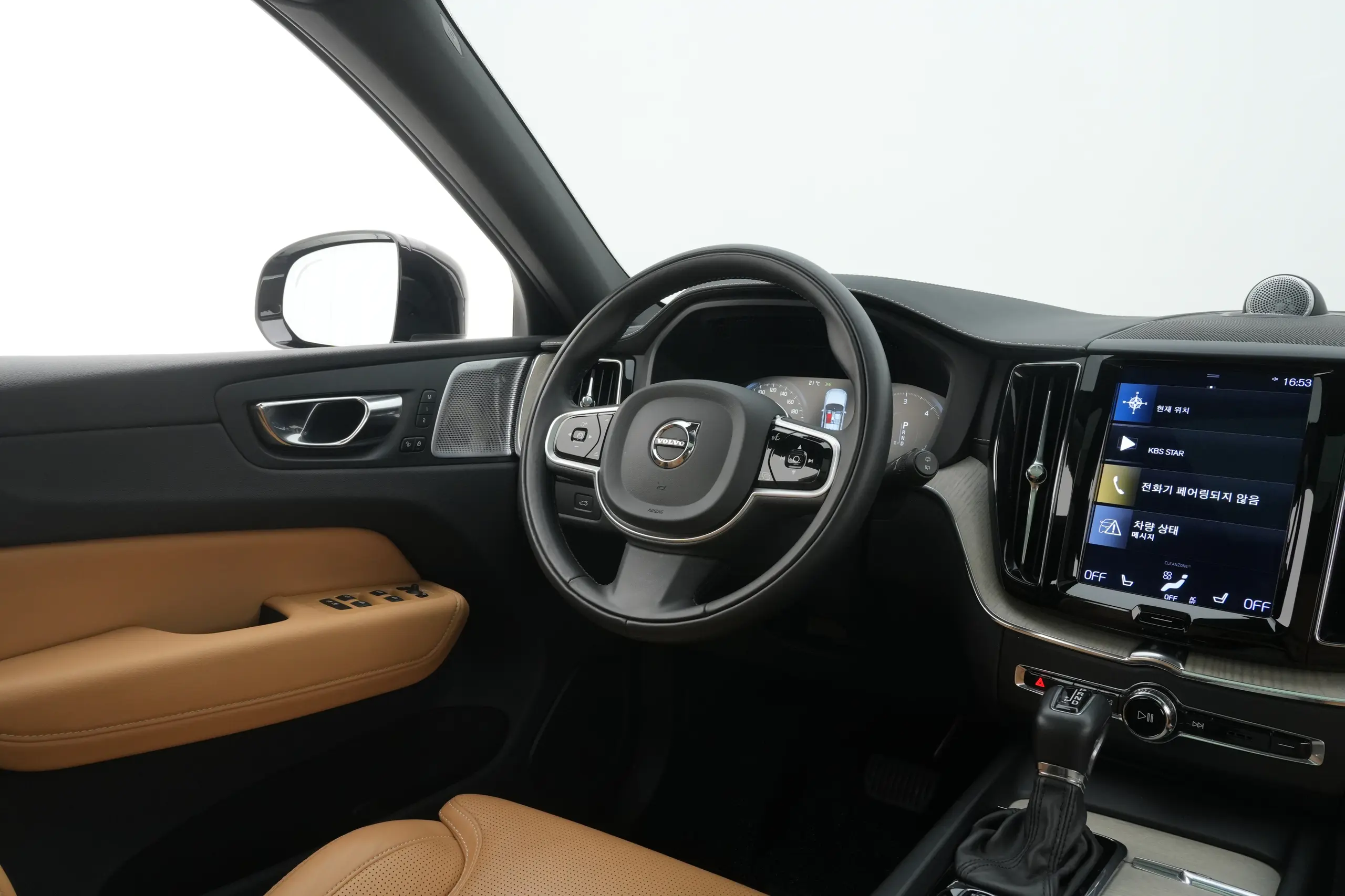 볼보 XC60 2세대 2019년식 중고차