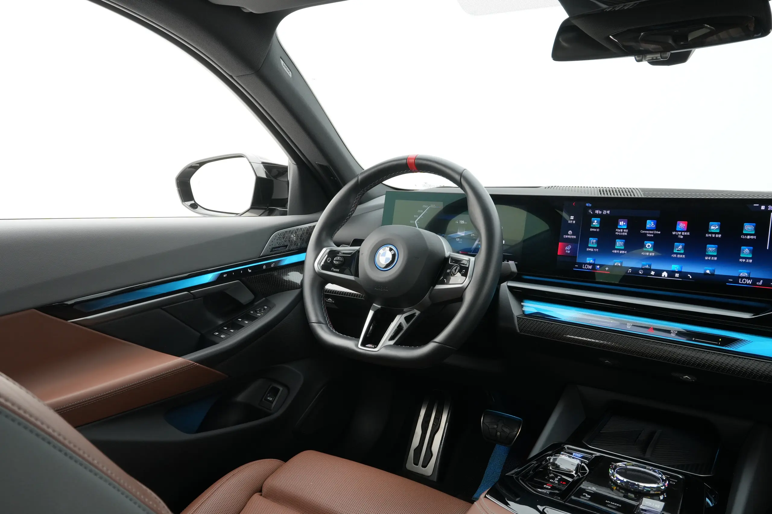 BMW i5 2024년식 중고차