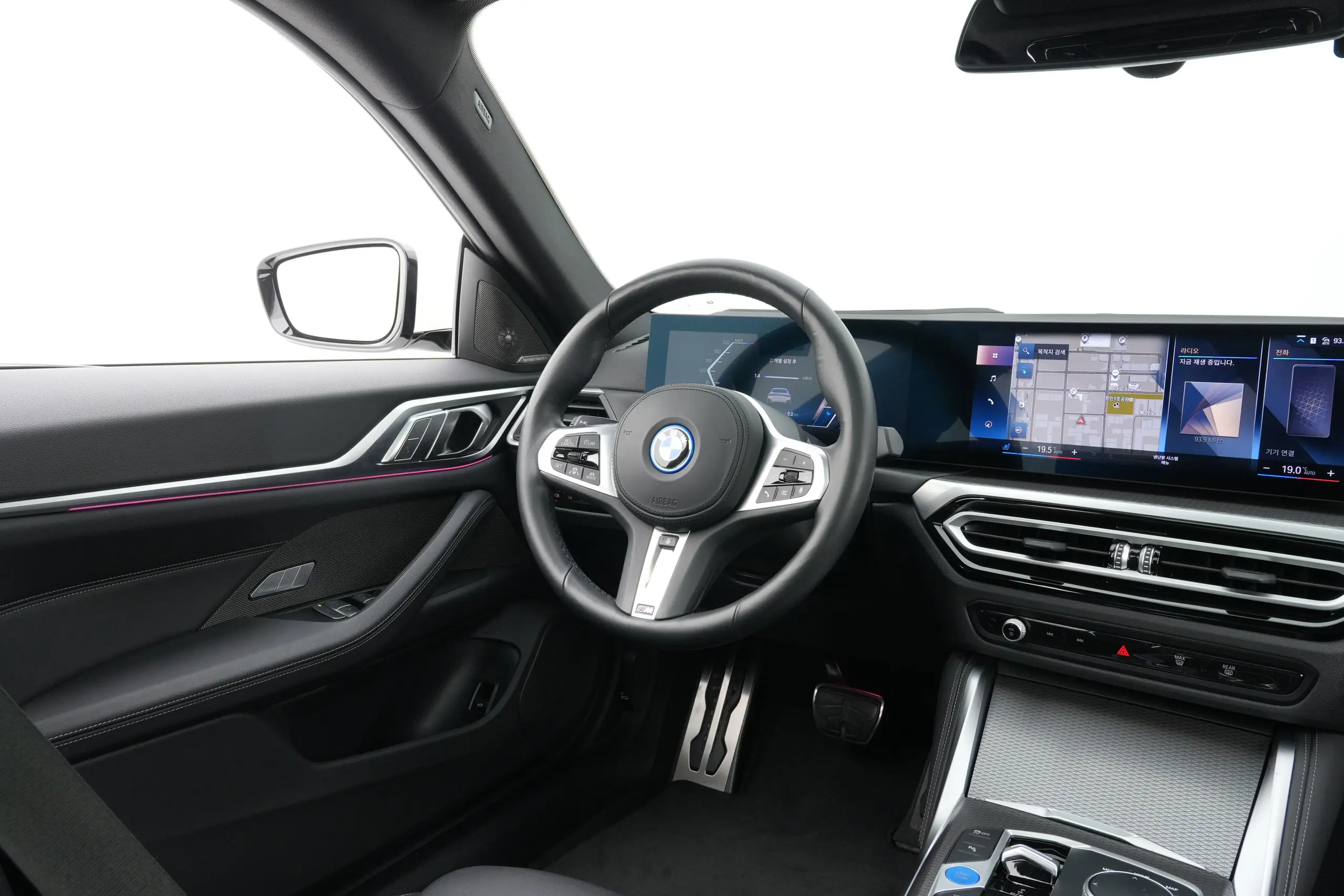 BMW i4 2024년식 중고차