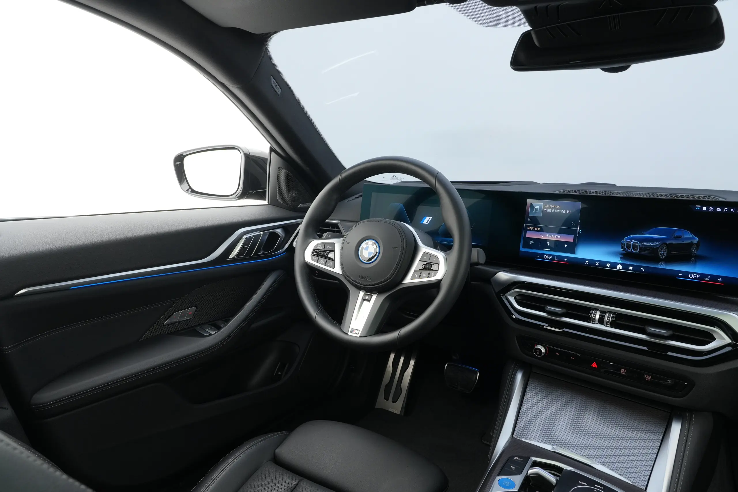 BMW i4 2024년식 중고차