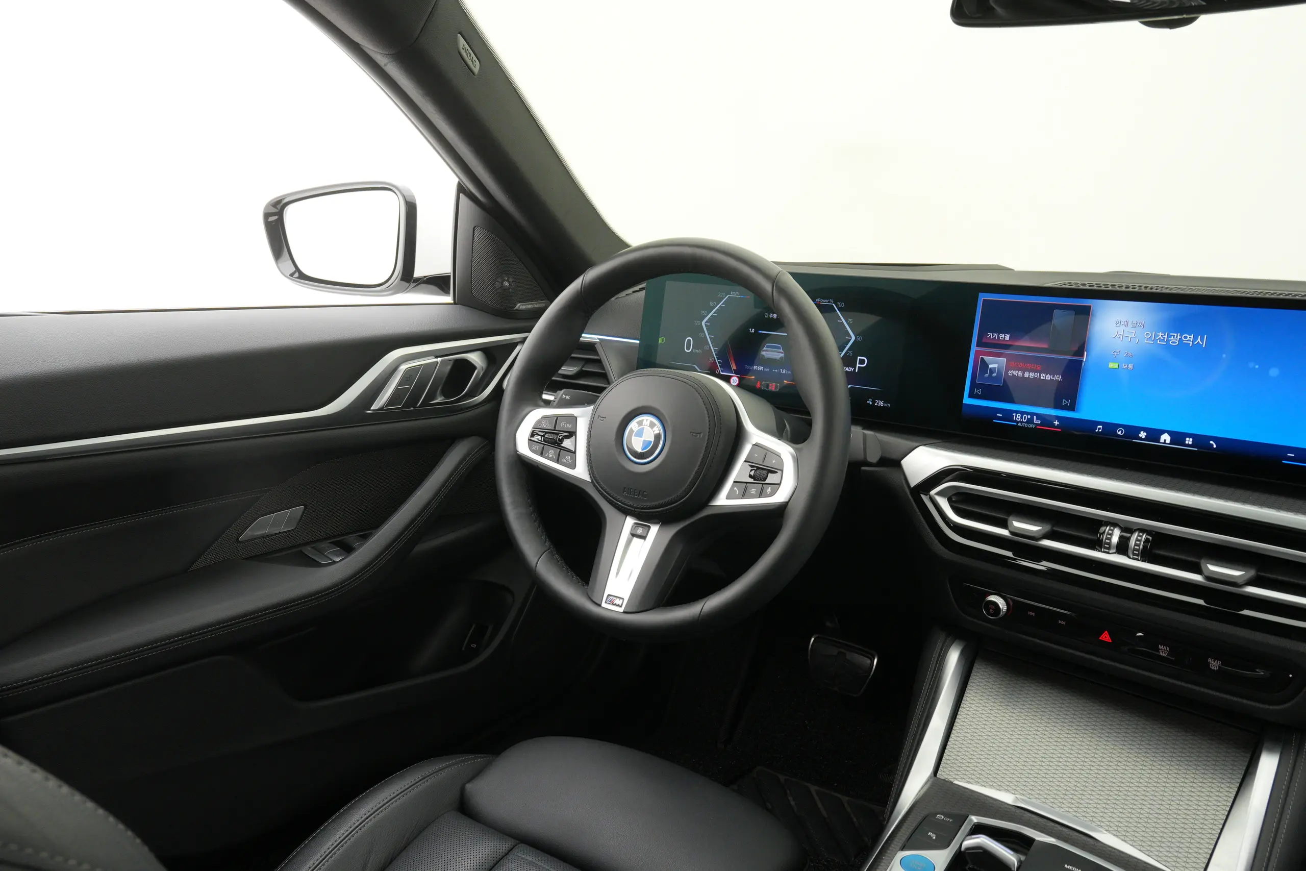 BMW i4 2024년식 중고차