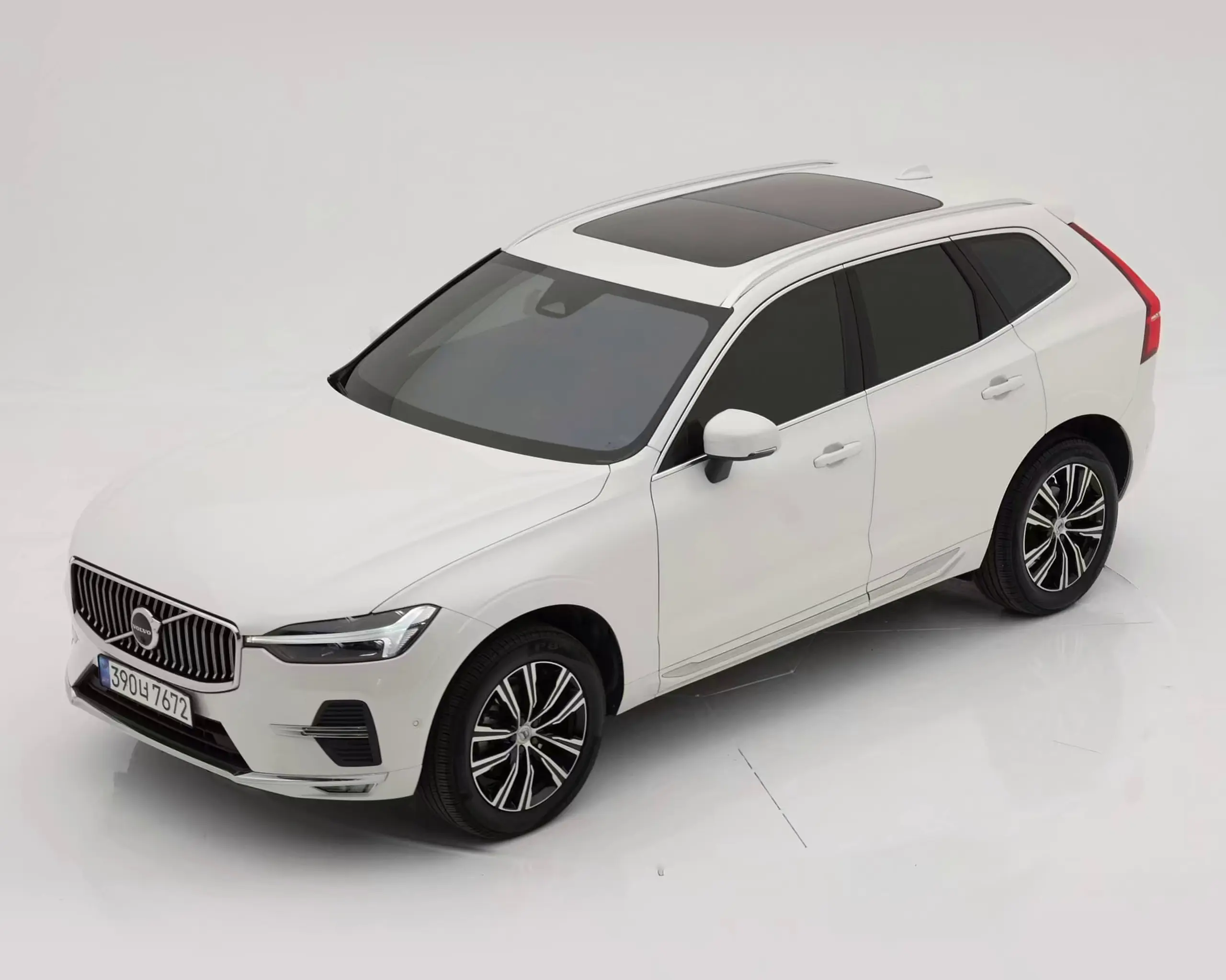 볼보 XC60 2세대 2022년식 중고차