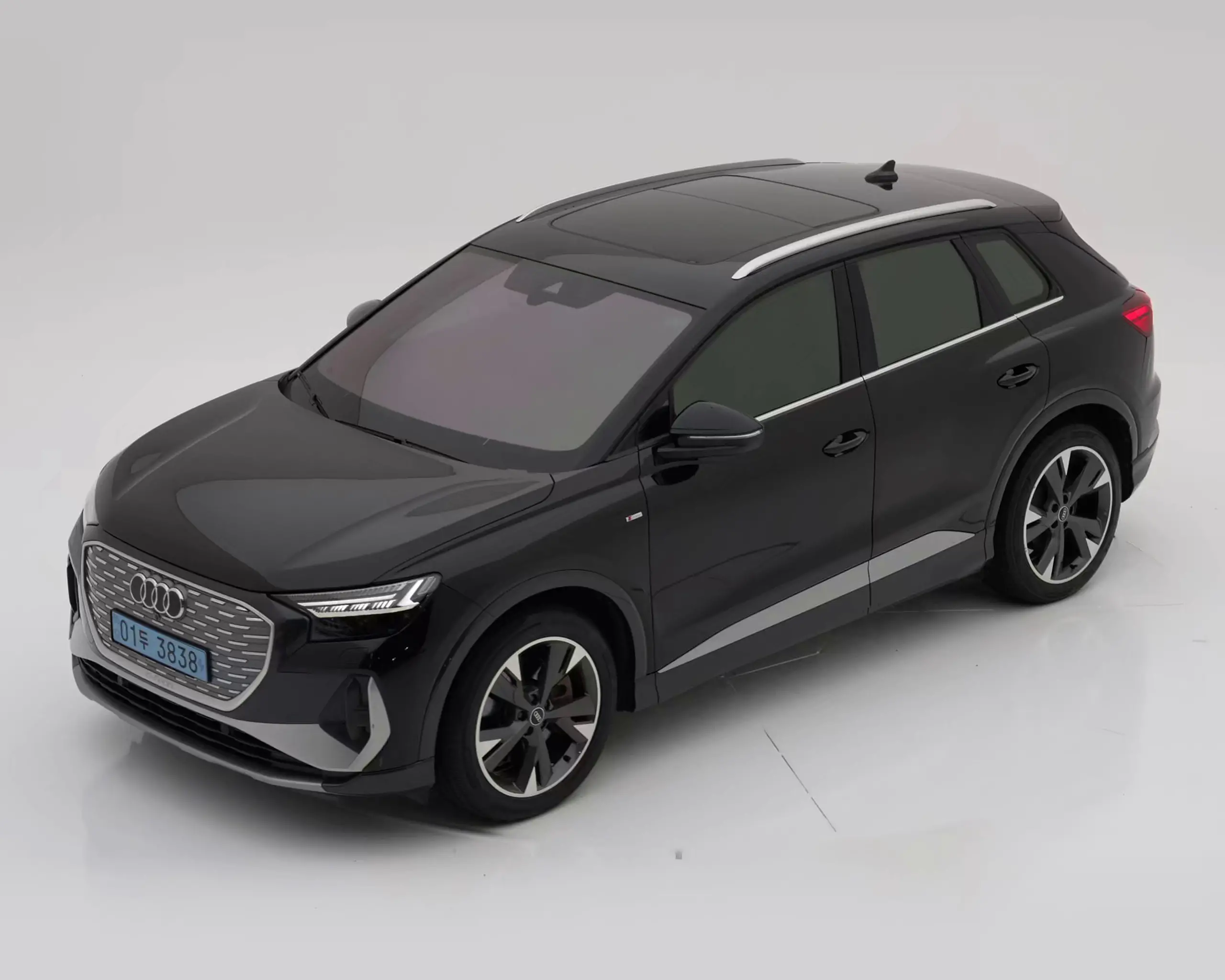 아우디 Q4 e-tron 2022년식 중고차