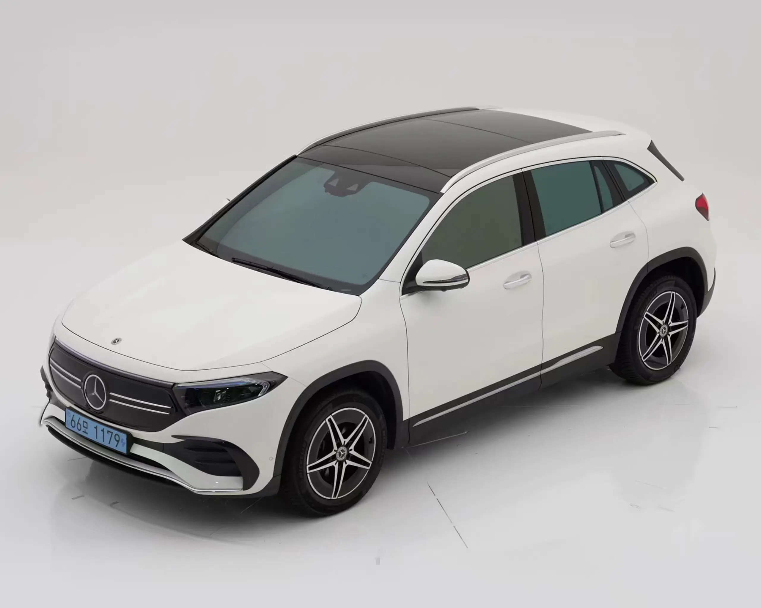 벤츠 EQA H243 2023년식 중고차