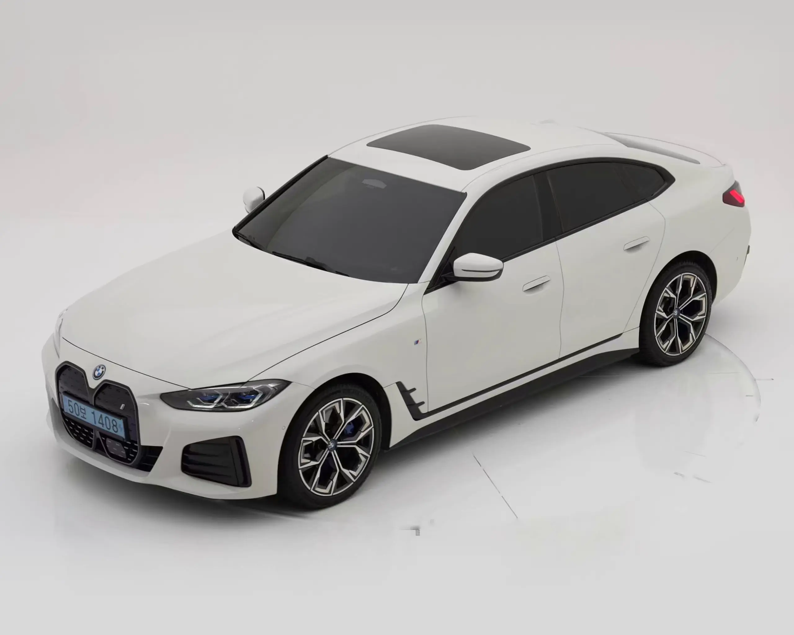 BMW i4 2023년식 중고차