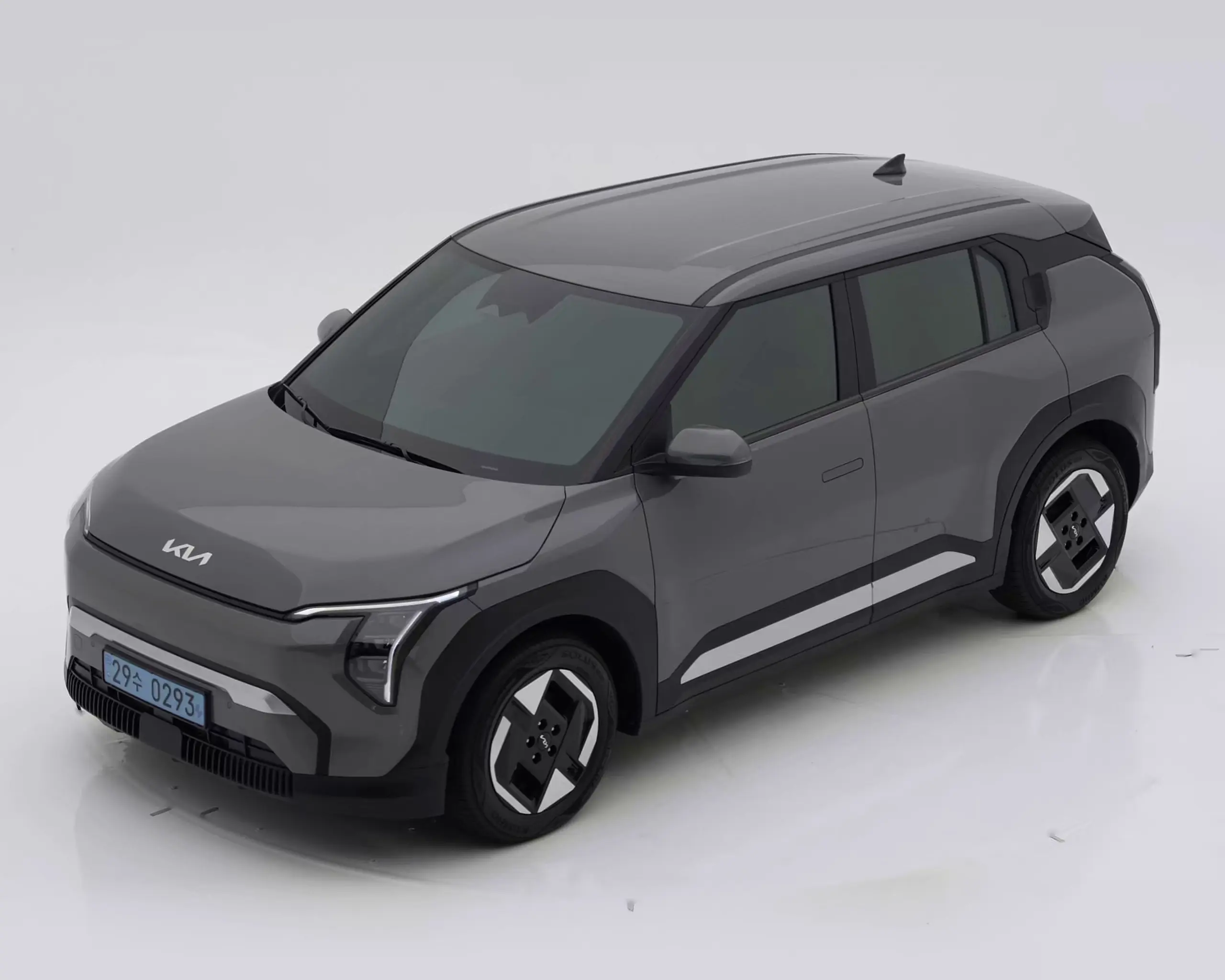 EV3 2025년식 중고차